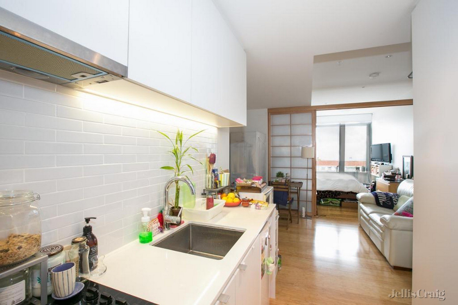 1/108 Maribyrnong Road, Moonee&nbsp;Ponds image 2