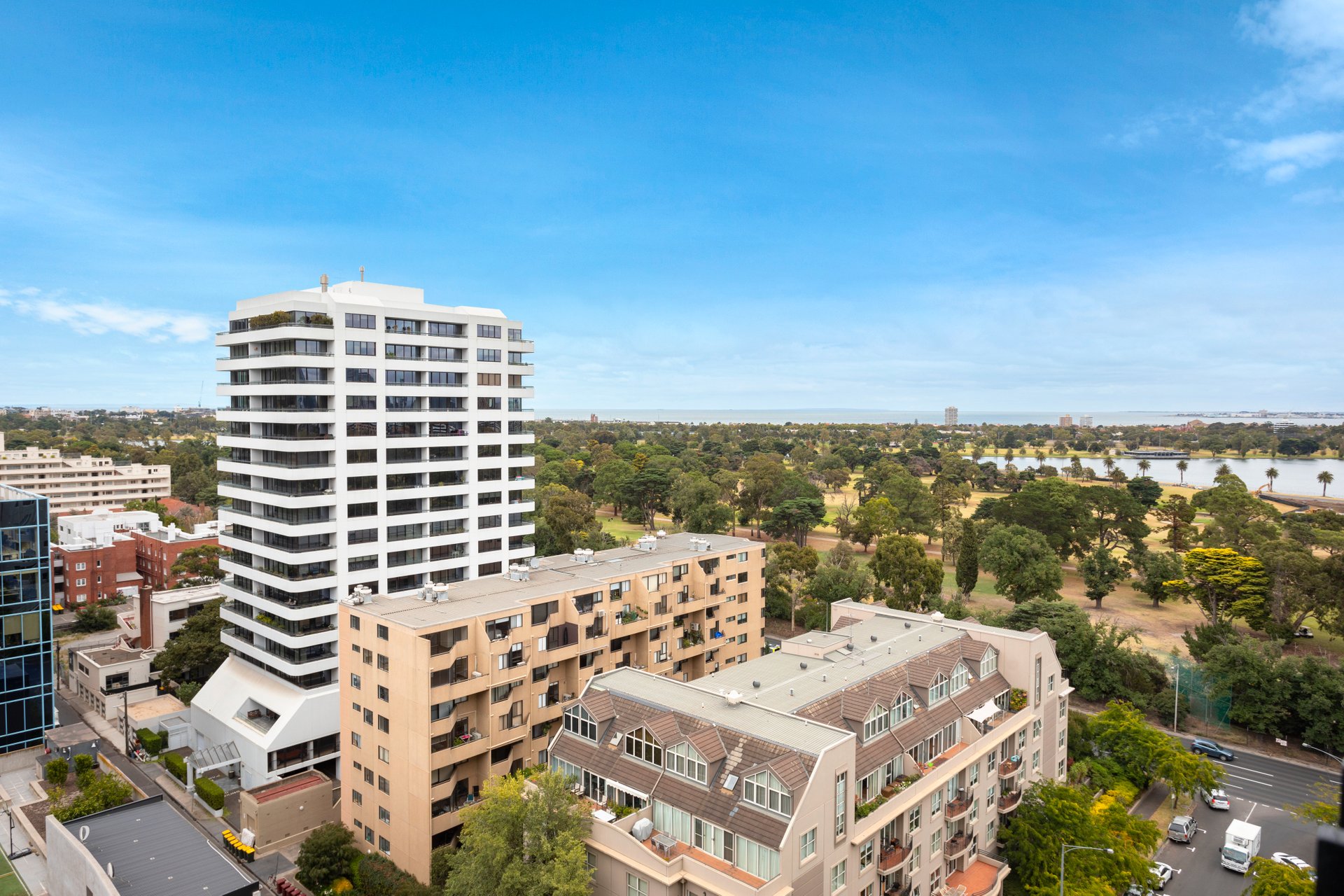 Property Gallery Thumbnail 3