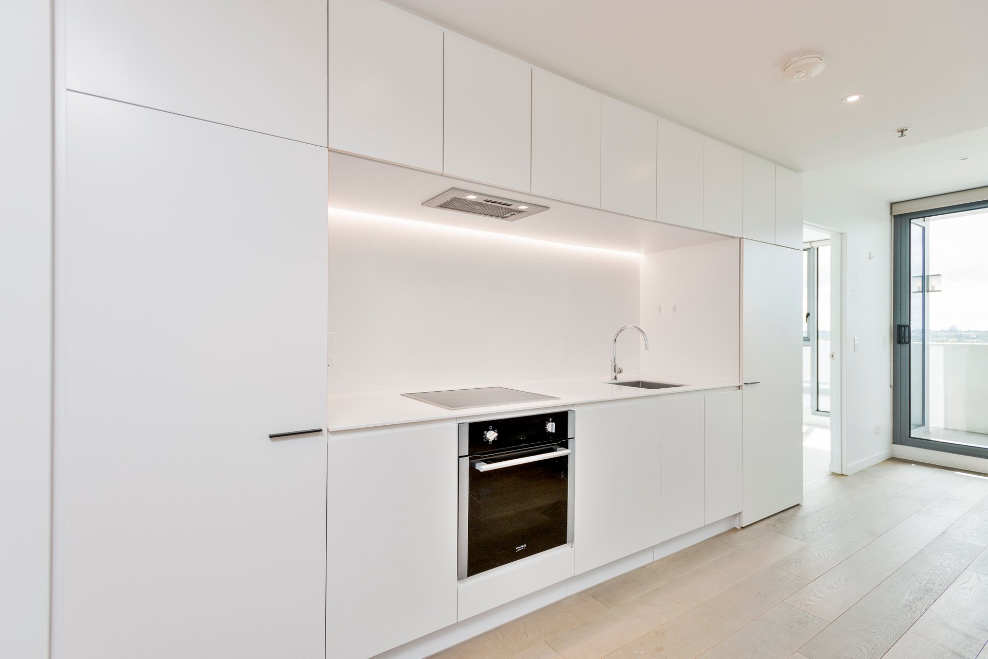 1109/1 Ascot Vale Road, Flemington image 2