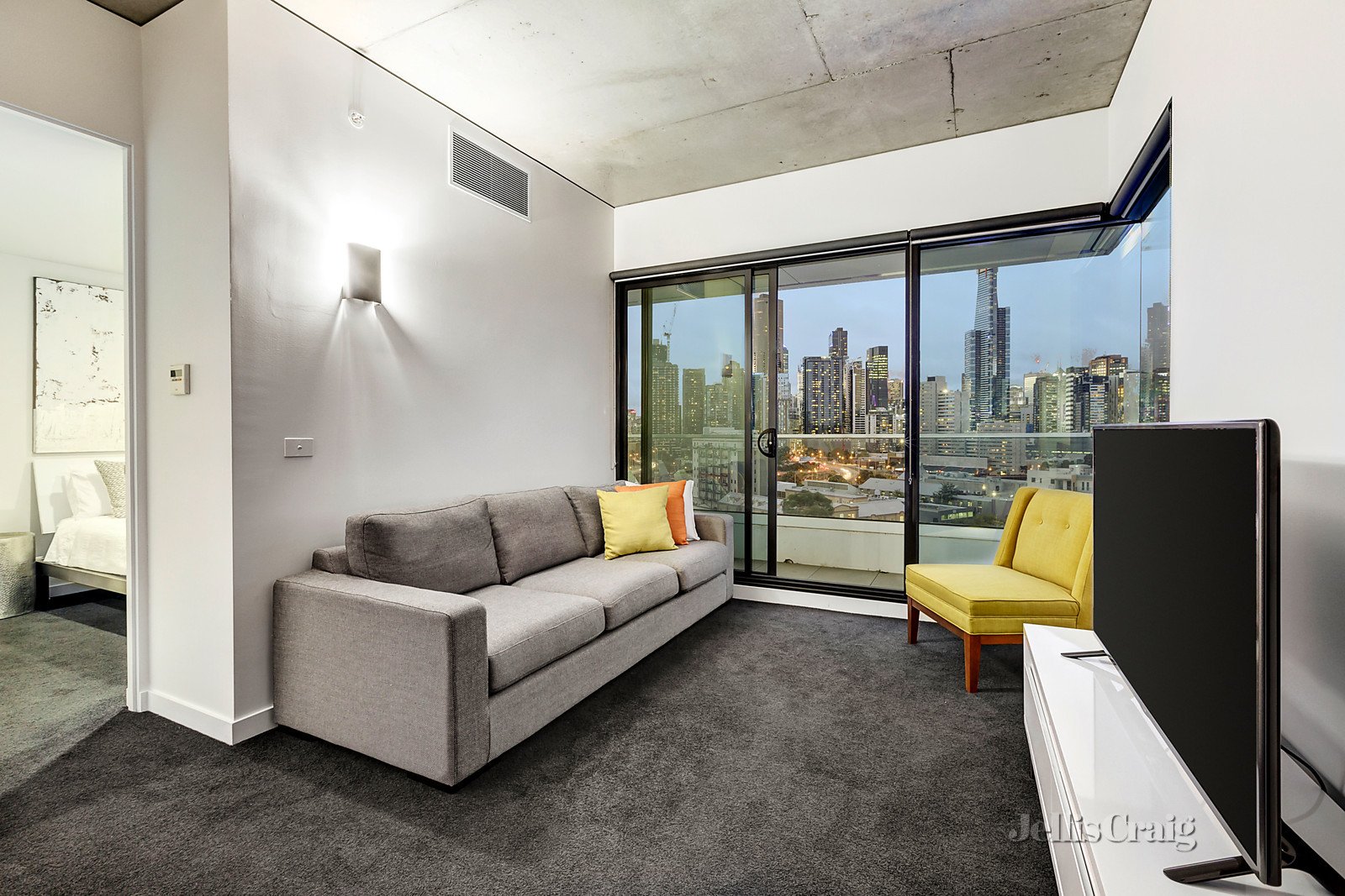 1109/65 Coventry Street, South Melbourne image 1