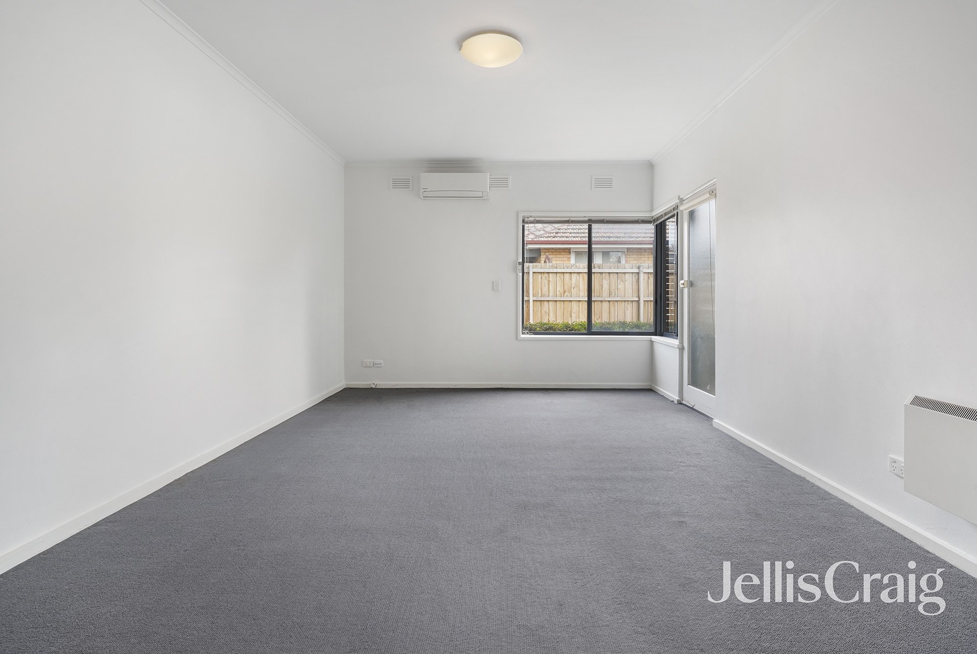 1/10a Eddys Grove, Bentleigh image 2