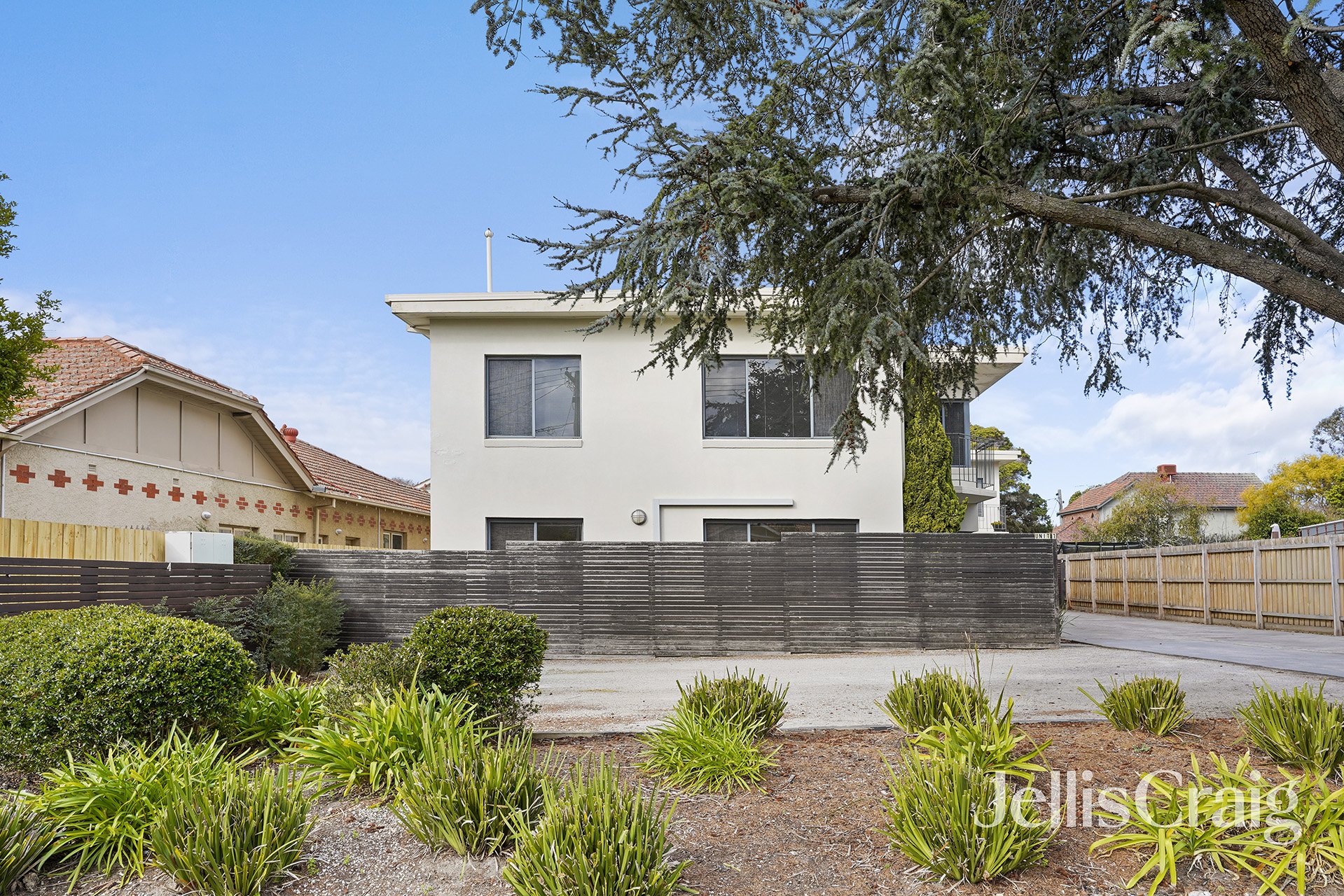 1/10a Eddys Grove, Bentleigh image 1