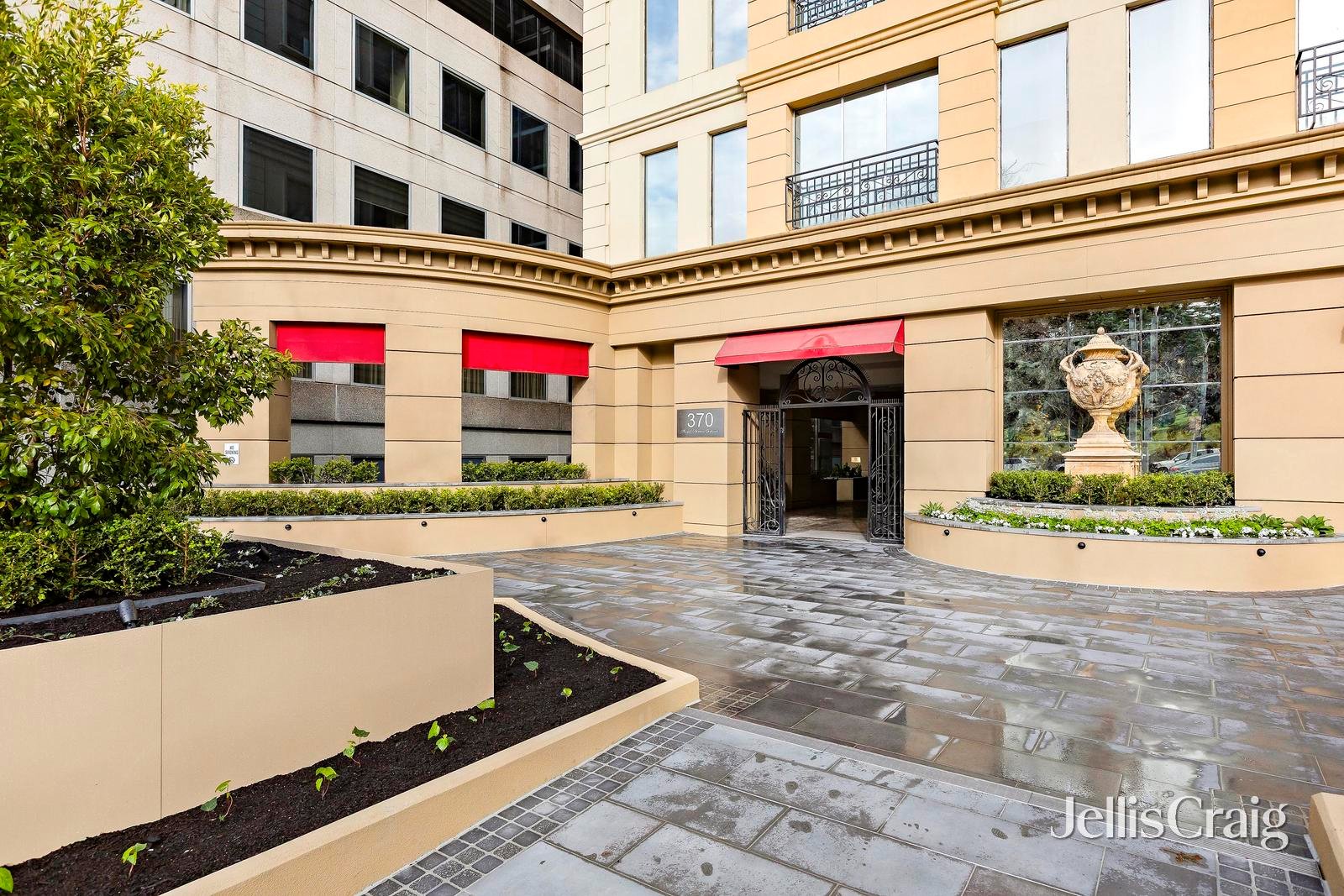 110D/370 St Kilda Road, Melbourne image 2