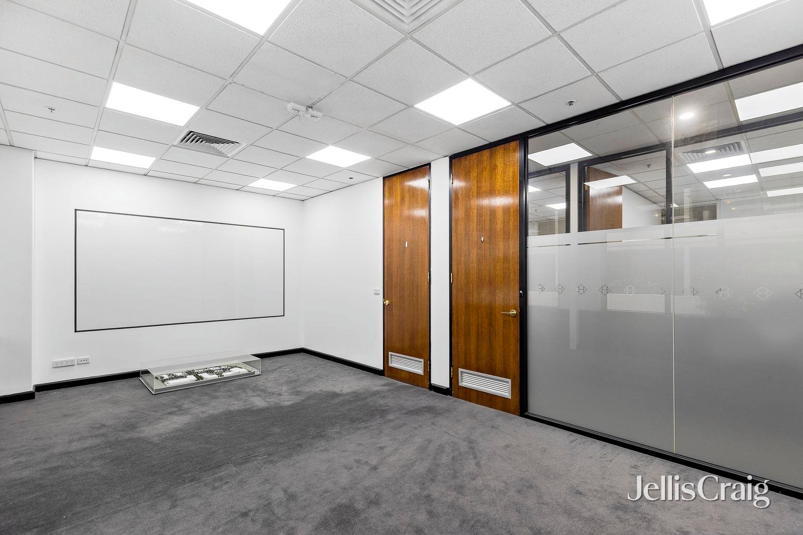 110D/370 St Kilda Road, Melbourne image 7