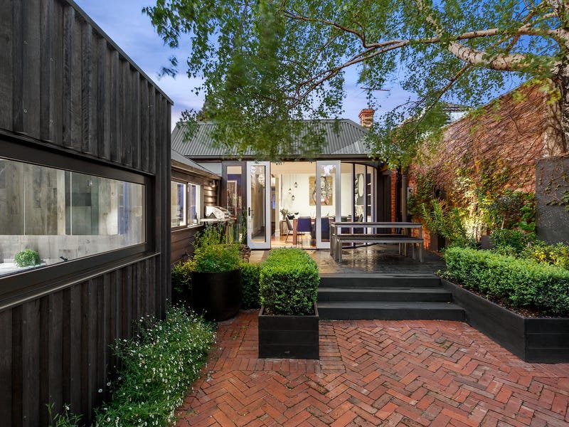 Property Gallery Thumbnail 11