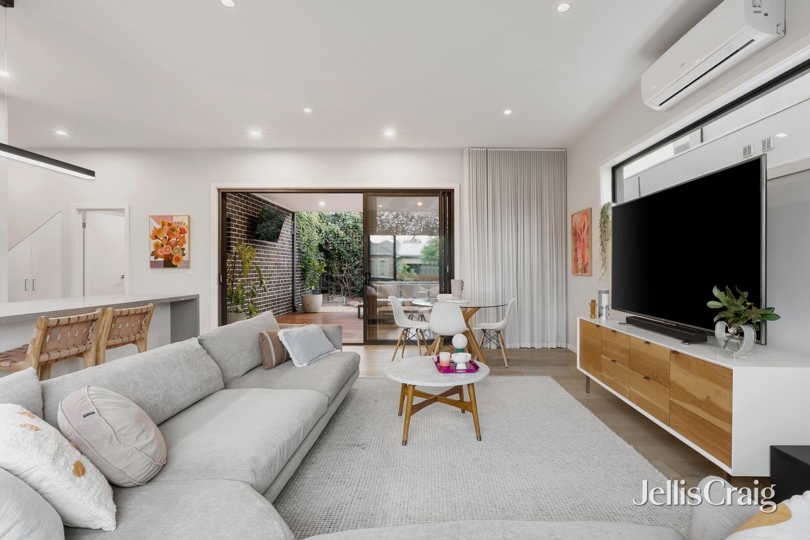 111 Atkinson Street, Templestowe image 4