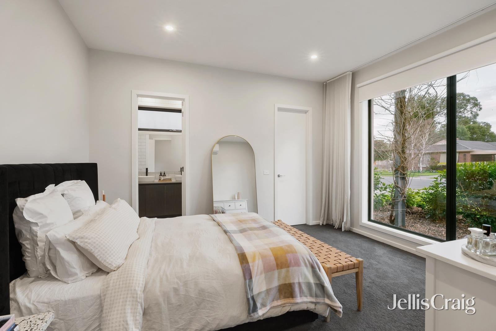 111 Atkinson Street, Templestowe image 6