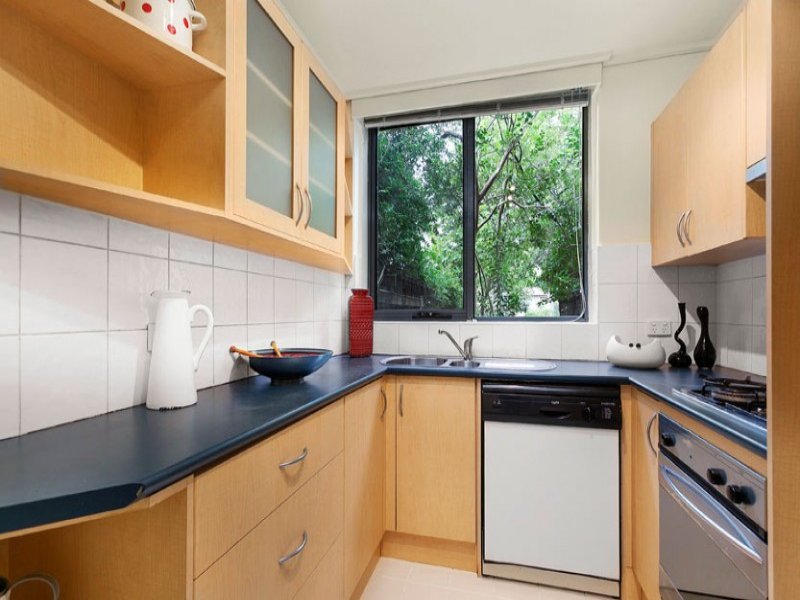 1/11 Auburn Grove, Hawthorn East image 2