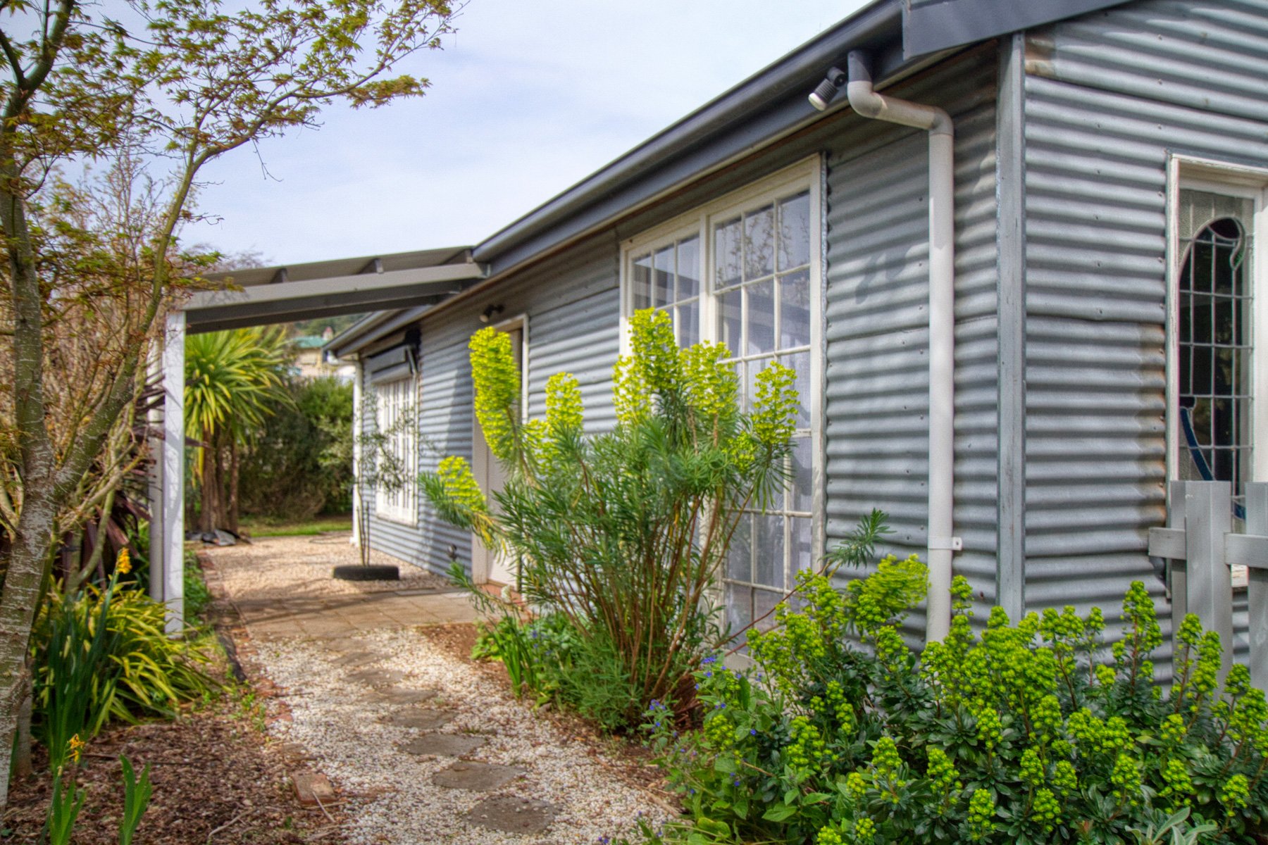 1/11 Bridport Street, Daylesford image 6