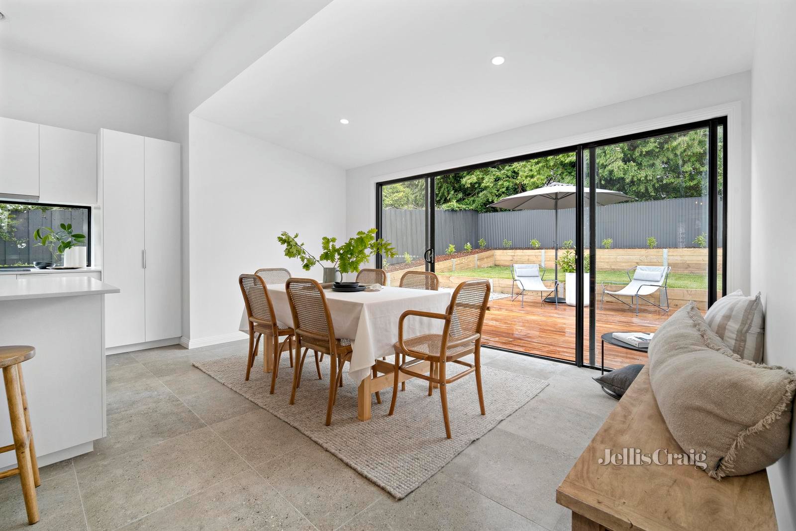 111 Clissold Street, Black Hill image 7