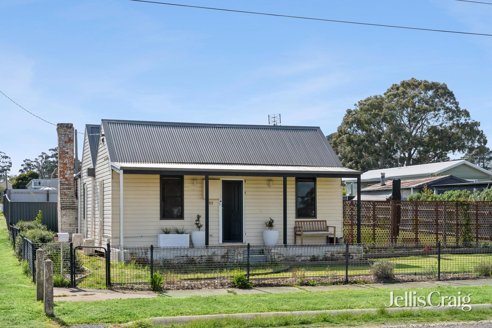 111 Clunes Road, Creswick image 1