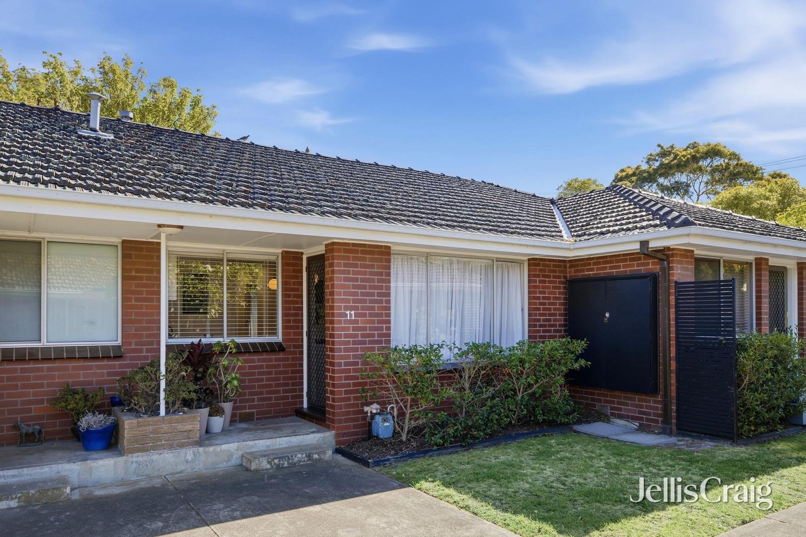 11/1 Coles Court, Beaumaris image 1