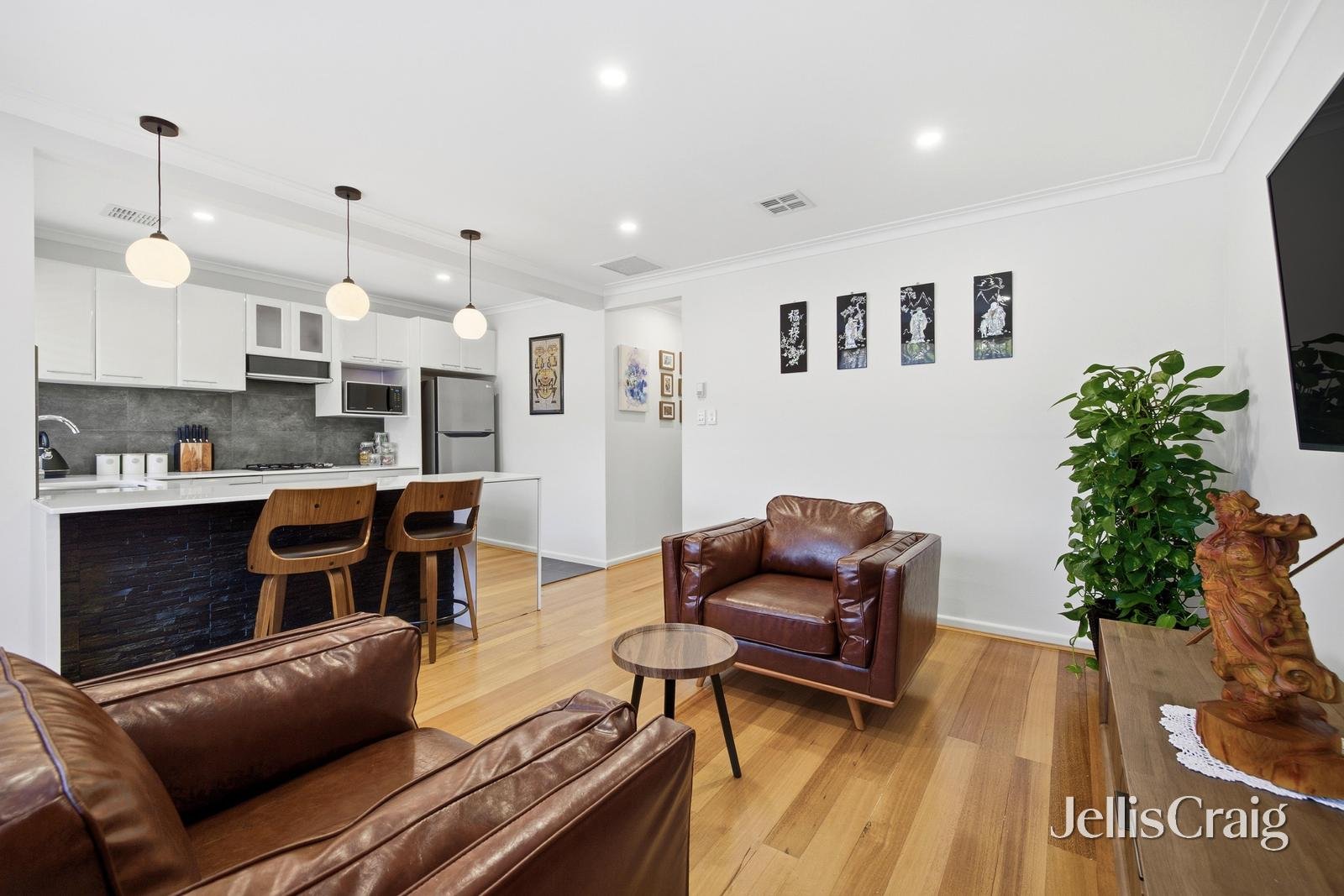 11/1 Coles Court, Beaumaris image 3