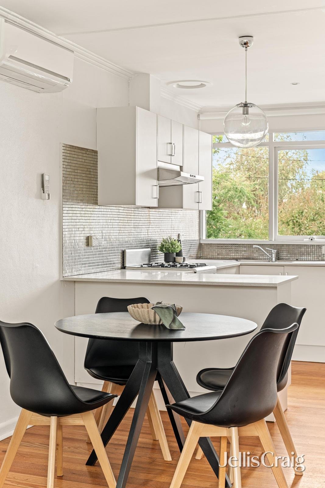 1/11 Collocott Street, Mordialloc image 3