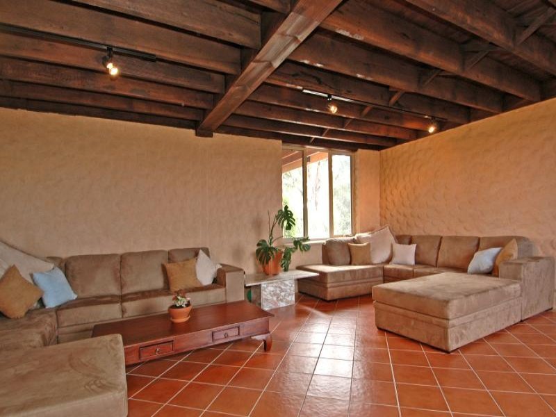 111 Coppards Road, Moolap image 8