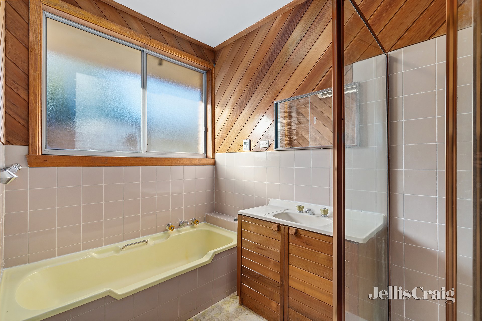 111 Cowin Street, Diamond Creek image 8