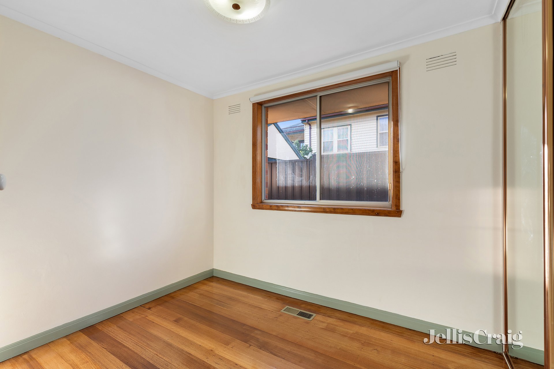 111 Cowin Street, Diamond Creek image 9