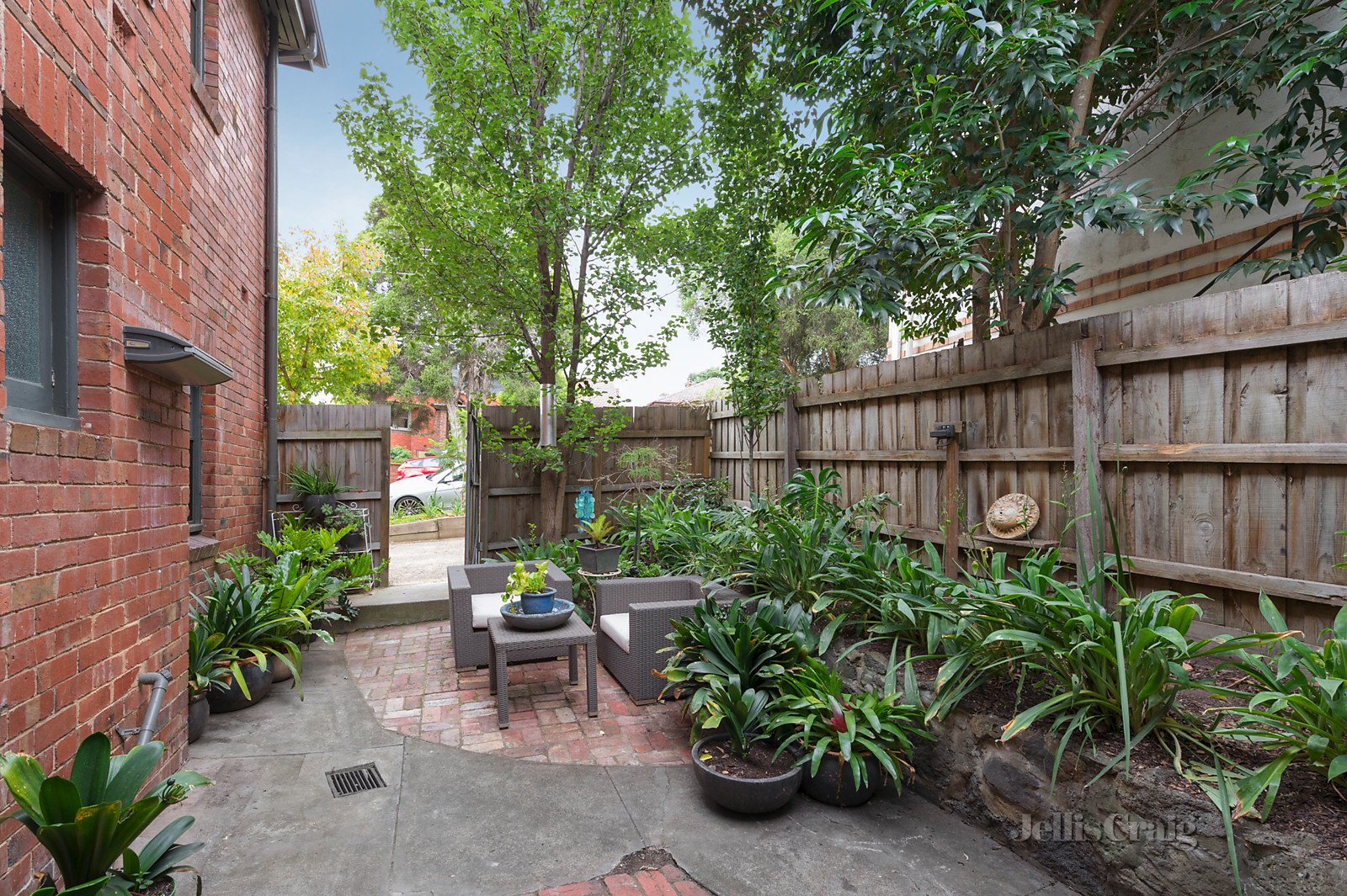 1/11 Creswick Street, Hawthorn image 9