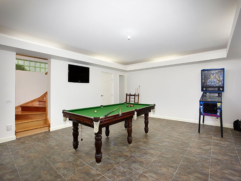 1/11 Derwent Street, Box Hill North image 5
