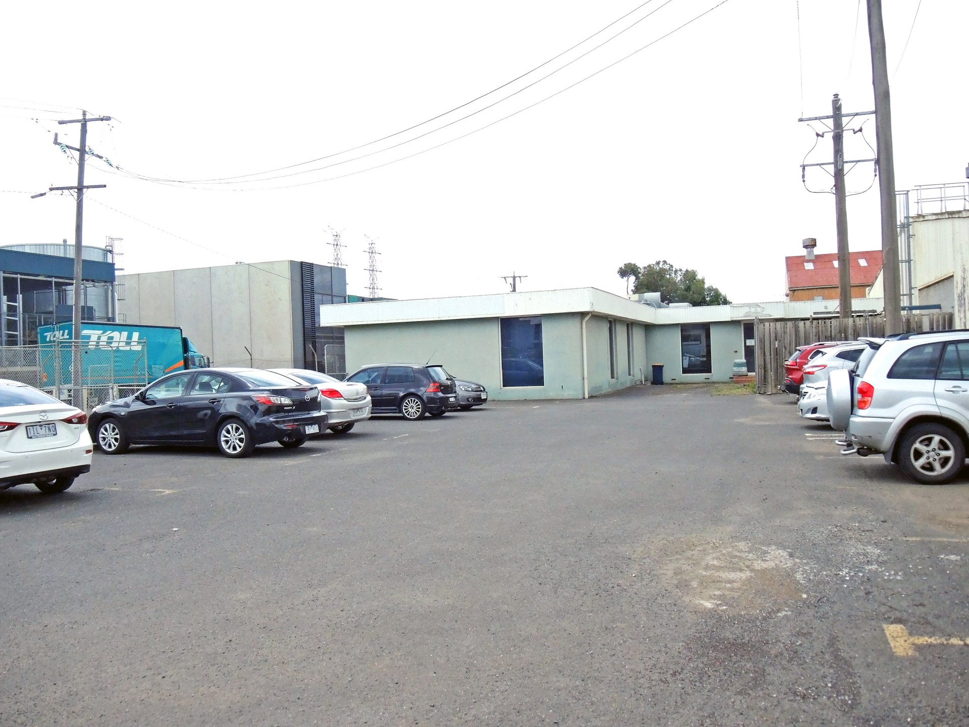 1/11 Dunstans Court, Thomastown image 5