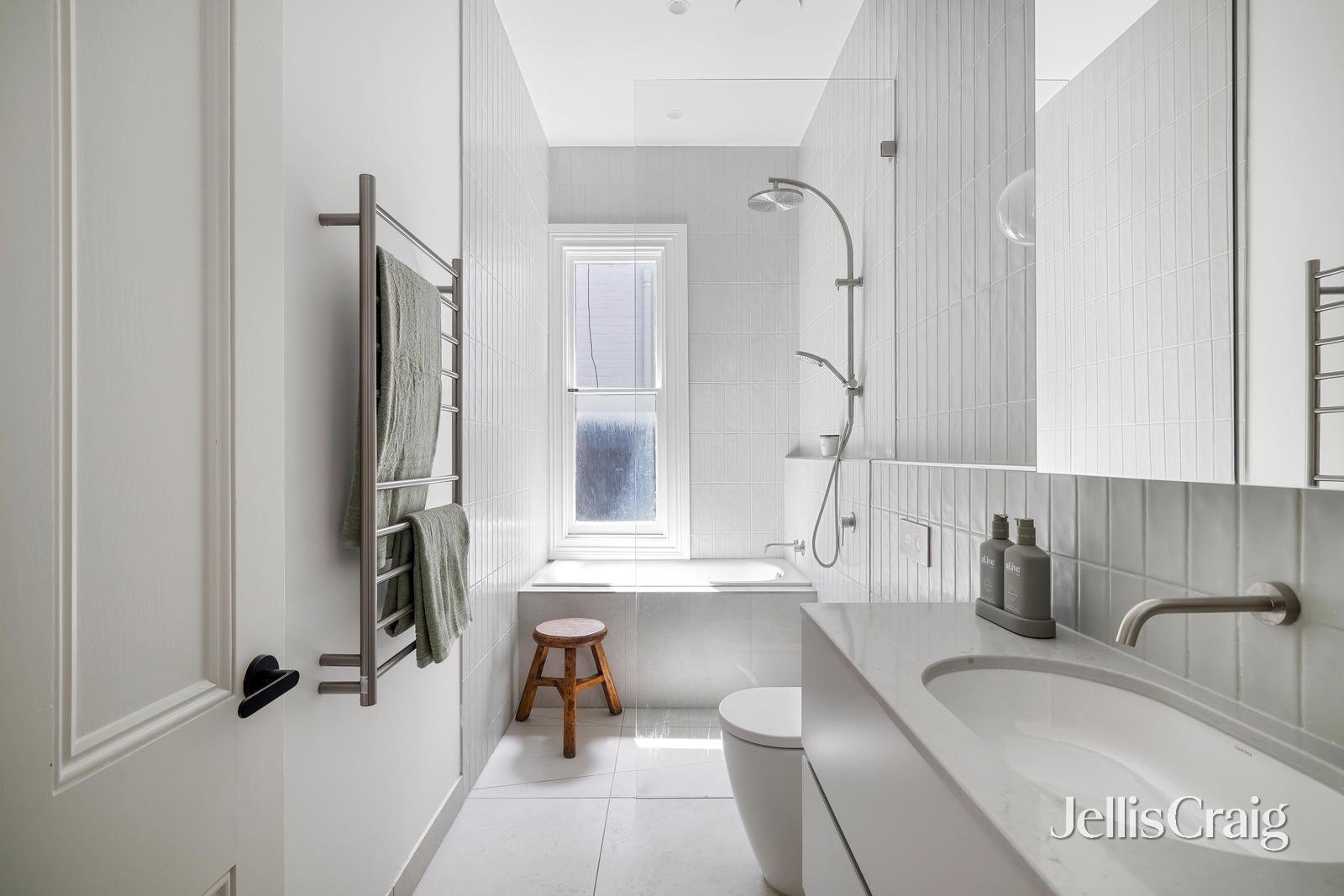 111 Edgevale Road, Kew image 8