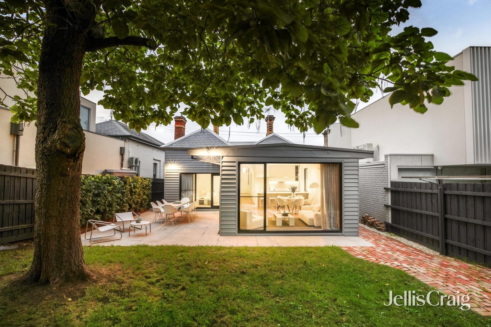 111 Edgevale Road, Kew image 16