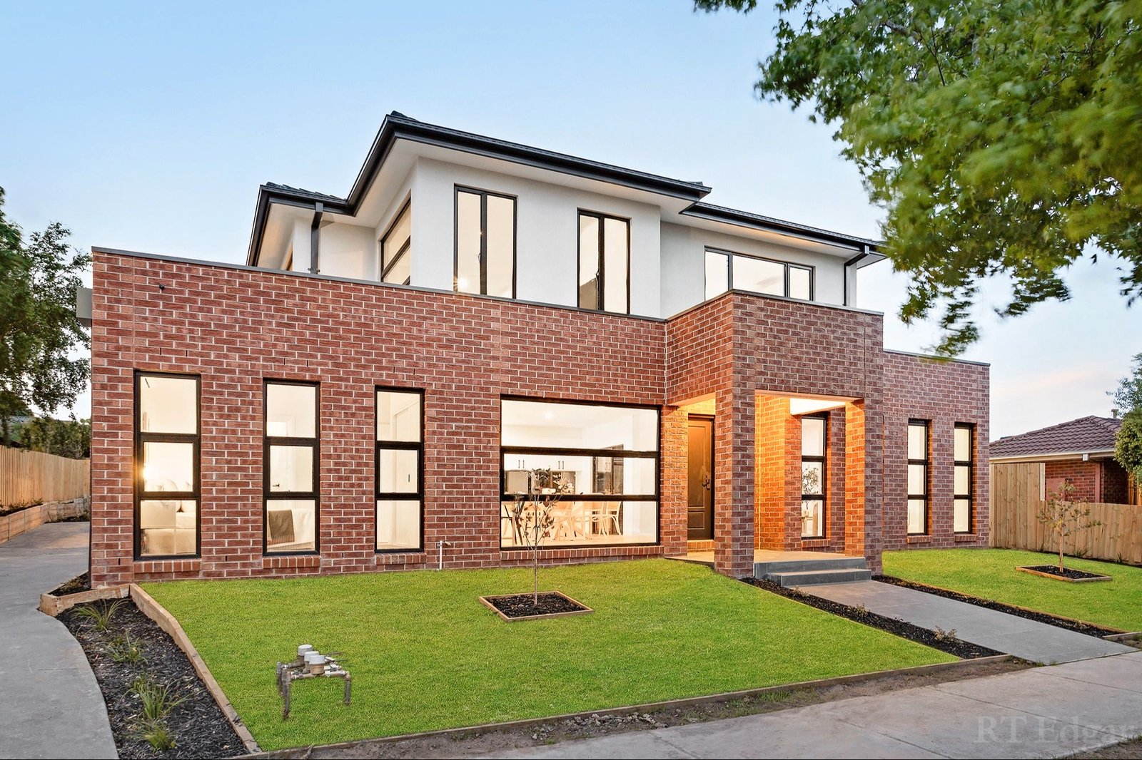 Property Gallery - Main Image