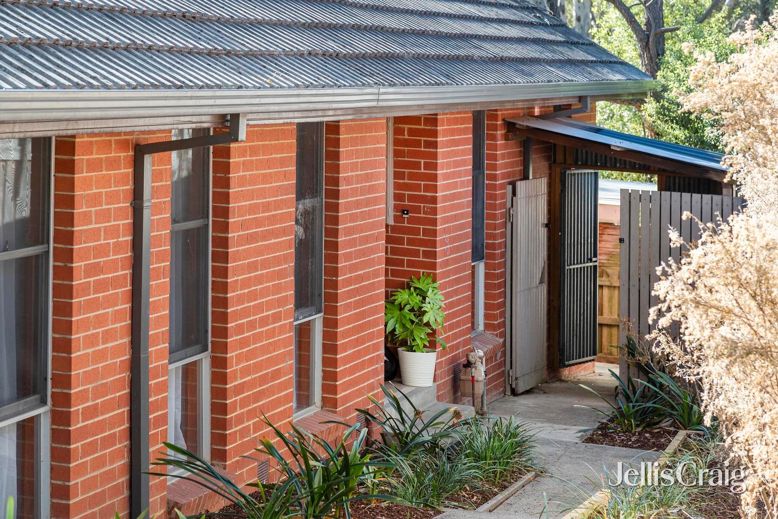 1/11 Fahey Crescent, Yallambie image 14