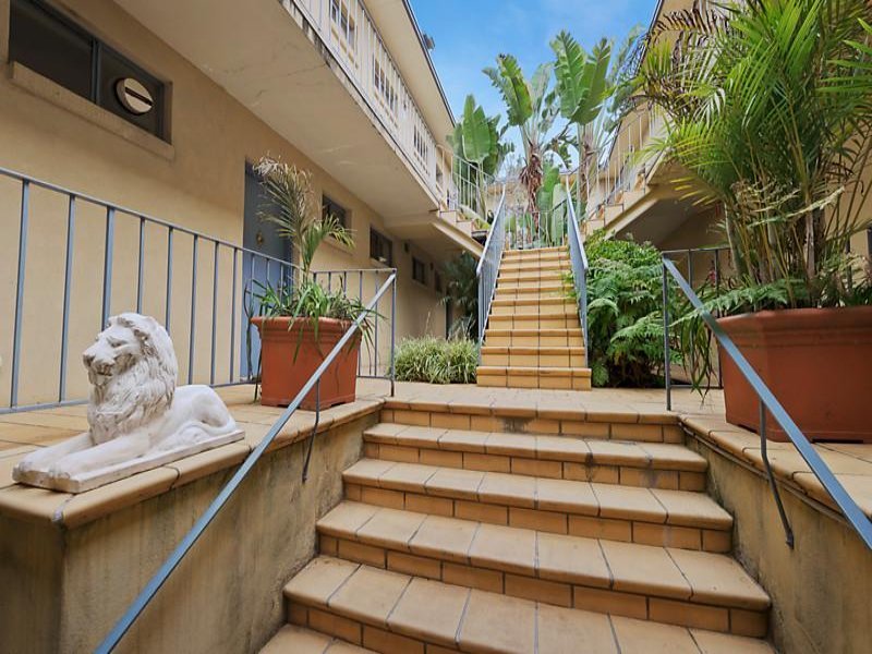 1/11 Findon Street, Hawthorn image 6