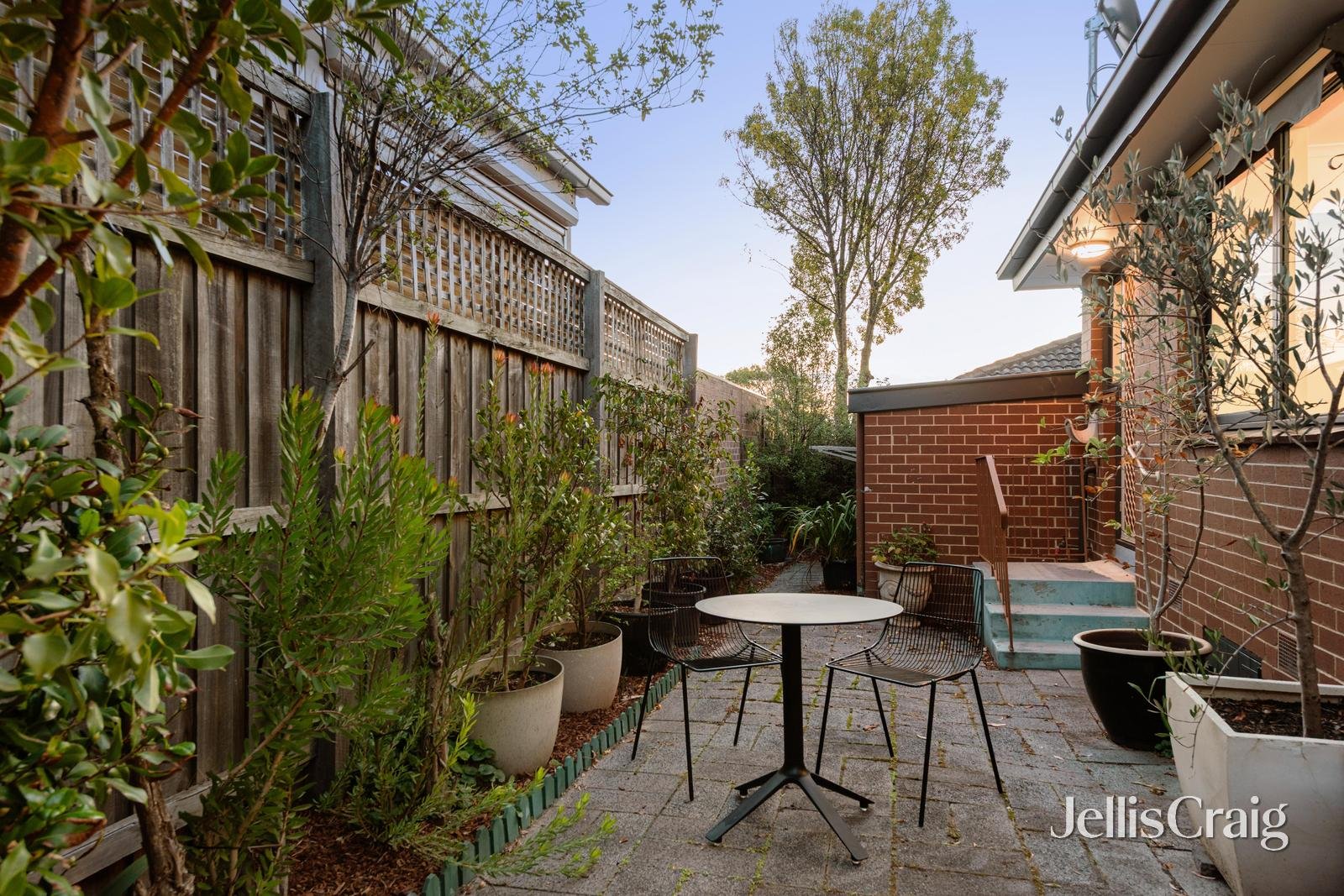 1/11 Glyndon Road, Camberwell image 8