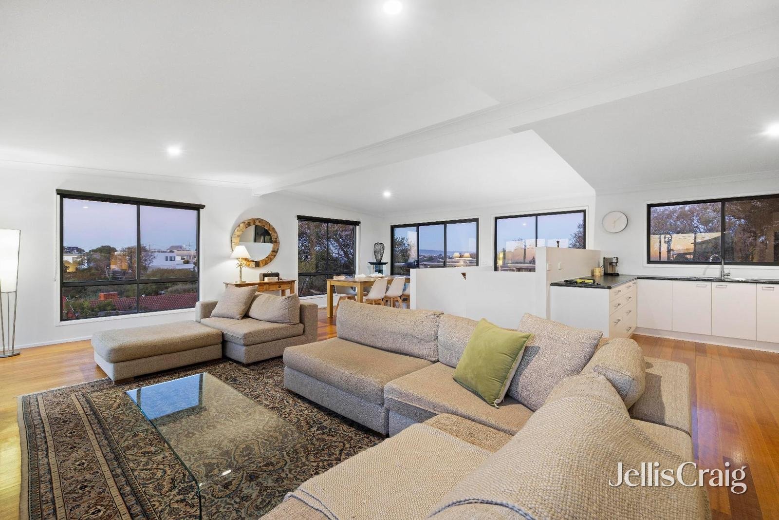111 Golf Parade, Rye image 3