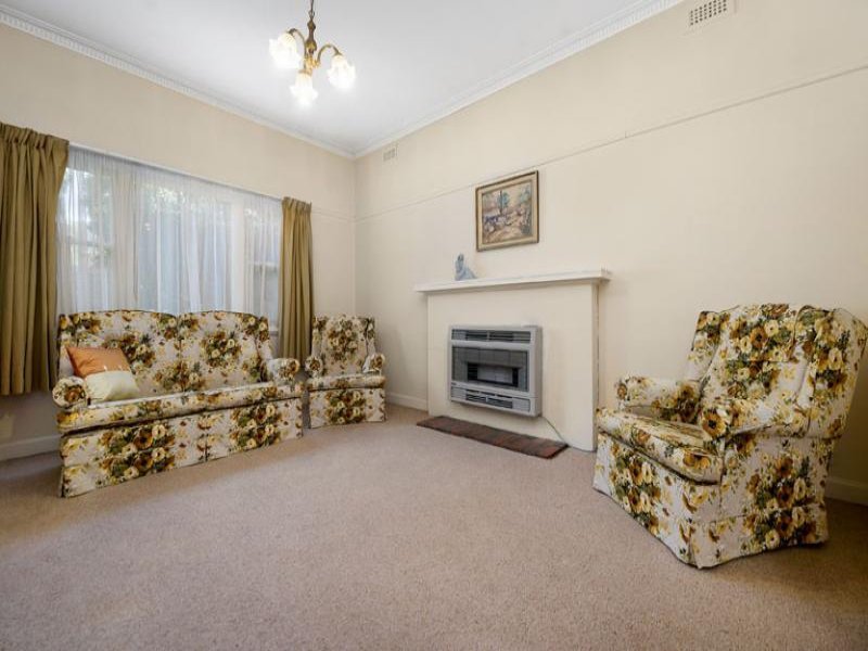 111 Harp Road, Kew East image 3