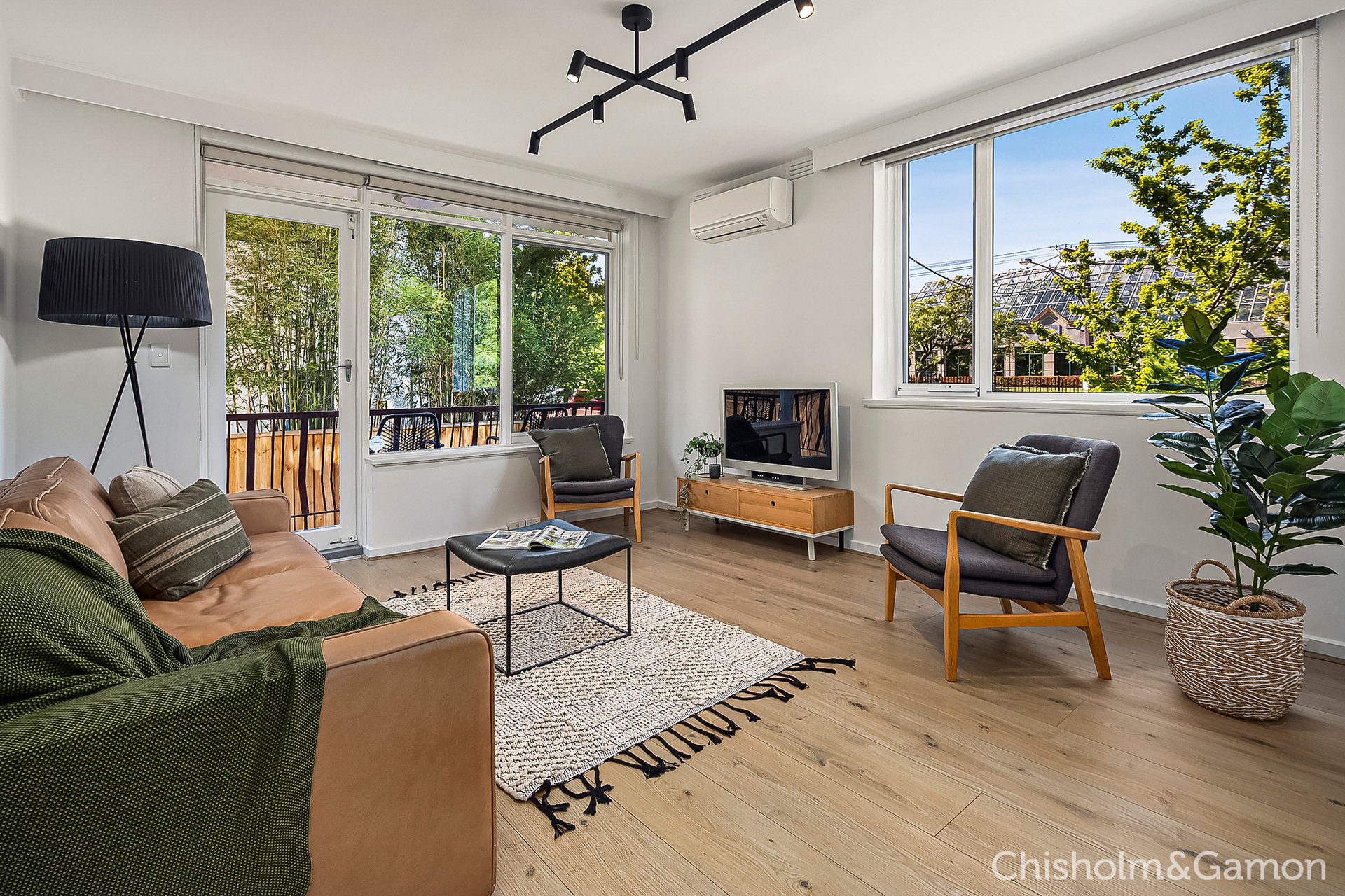 1/11 Herbert Street, St Kilda image 1