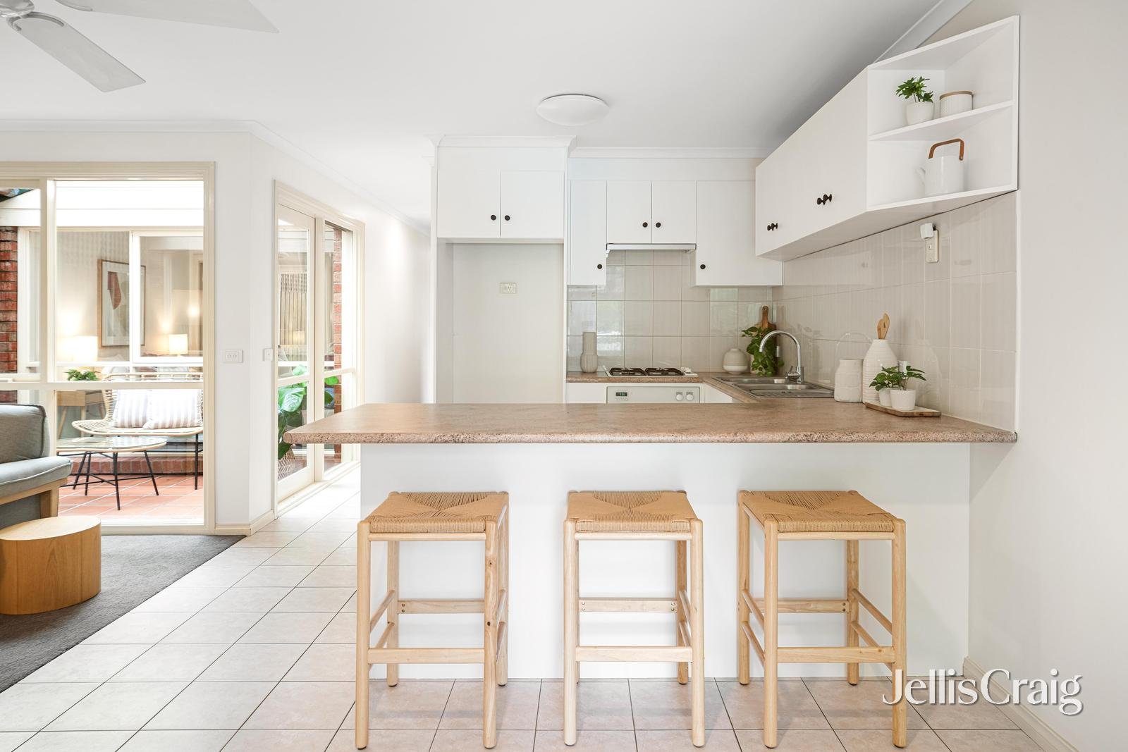 1/11 Hoffman Street, Cheltenham image 3