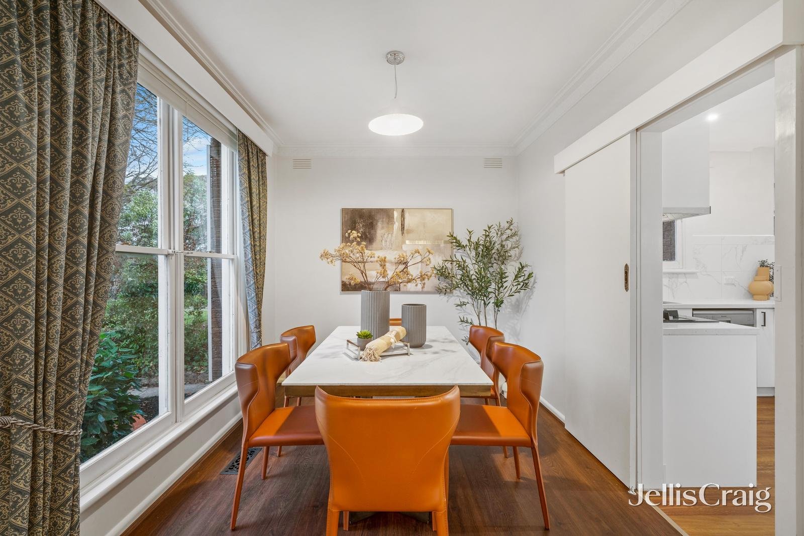 111 Lawrence Road, Mount Waverley image 4