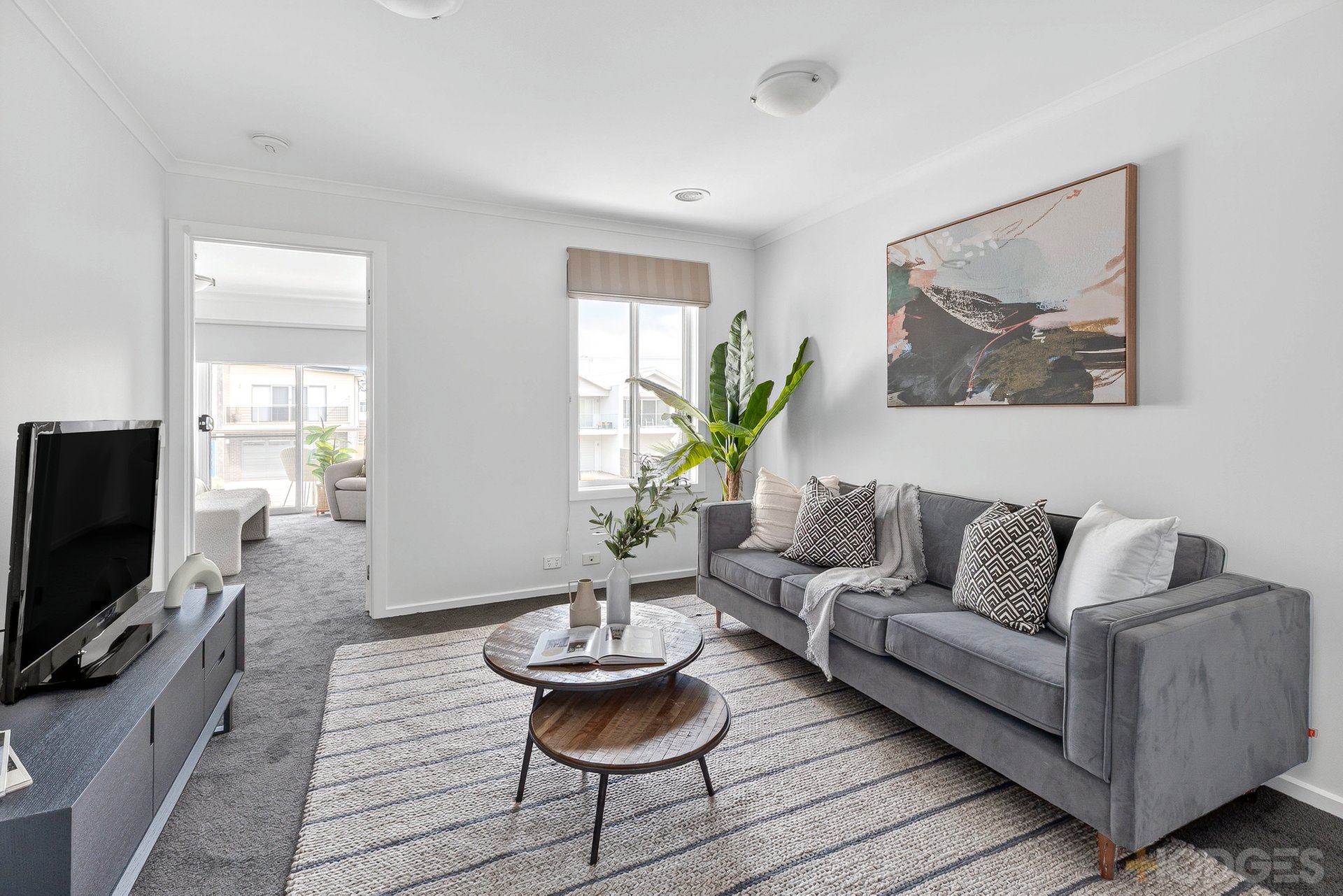 1 / 11 Lelean Street Ocean Grove