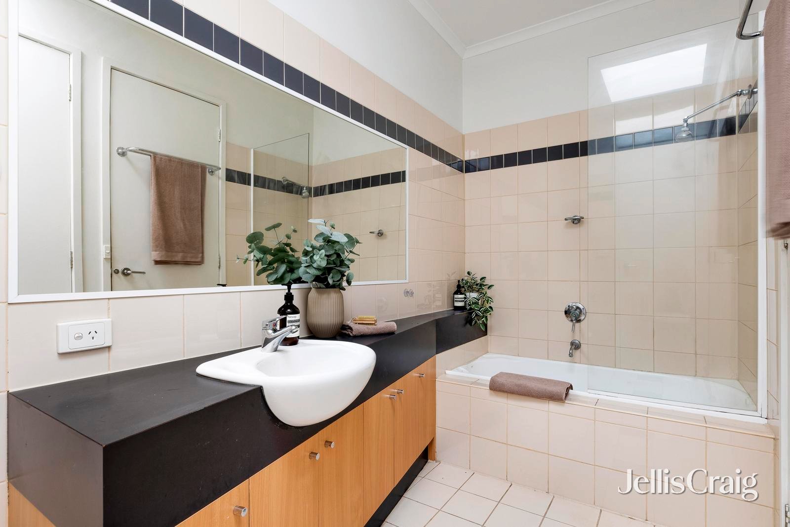 11/1 Marshall Place, Clifton Hill image 10