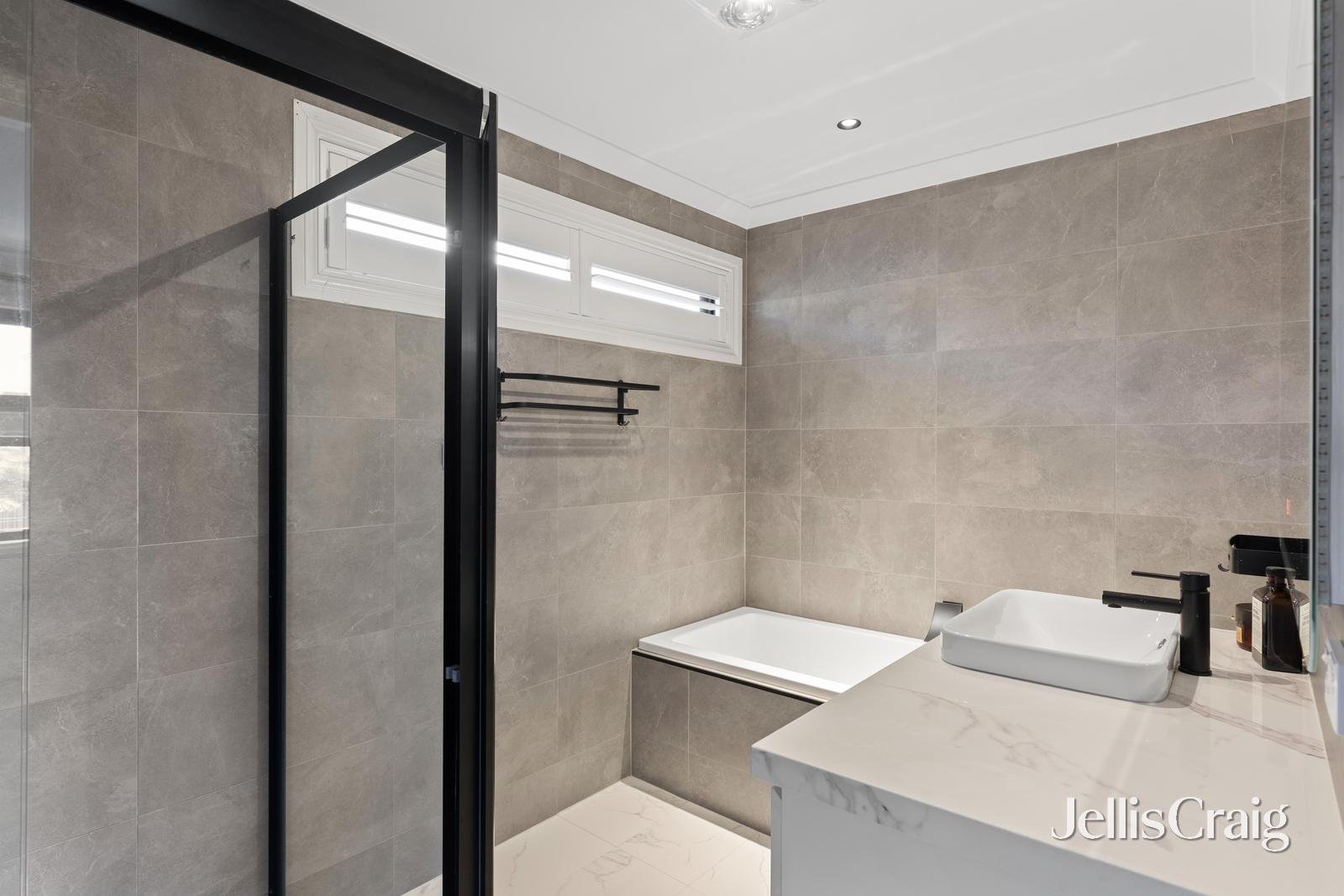 1/11 Medway Street, Box Hill North image 7