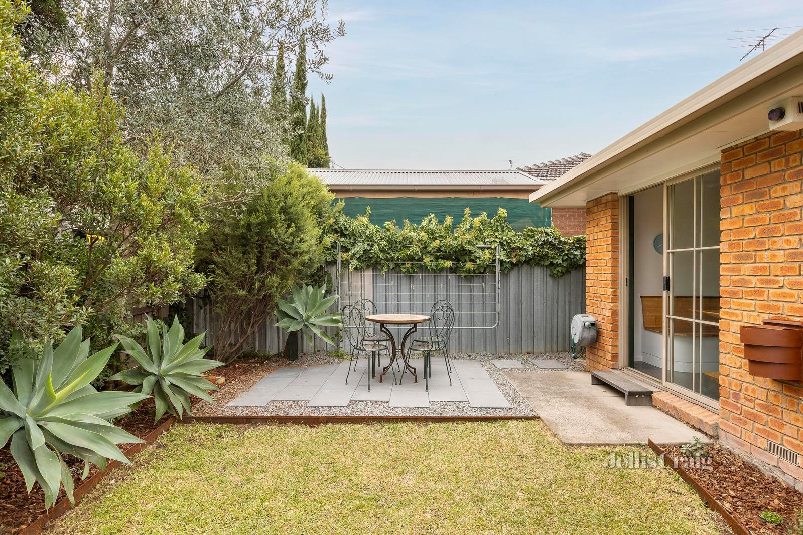 1/11 Miller Street, Thornbury image 5