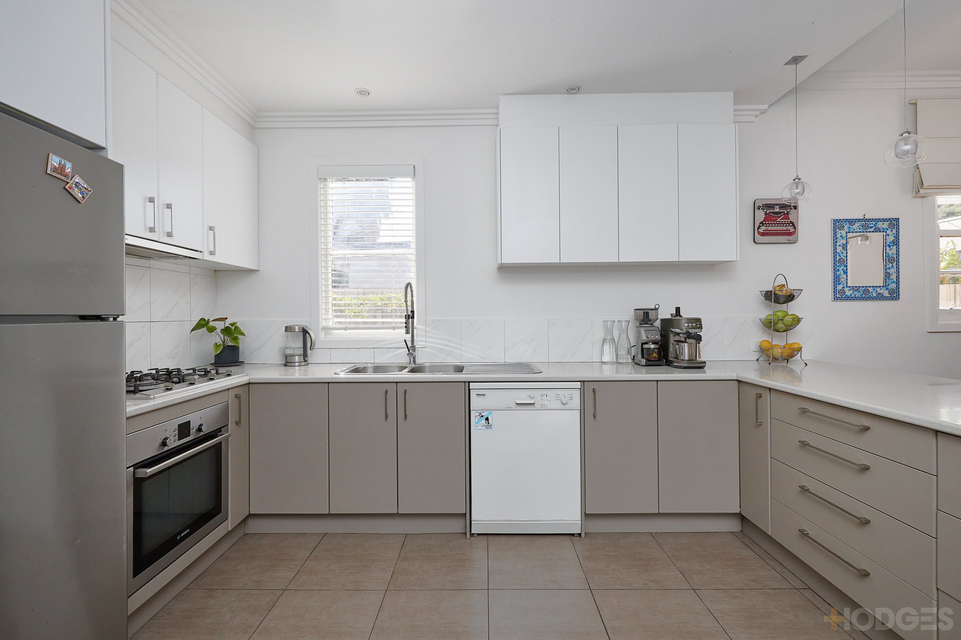 1 / 11 Molong Avenue Highett