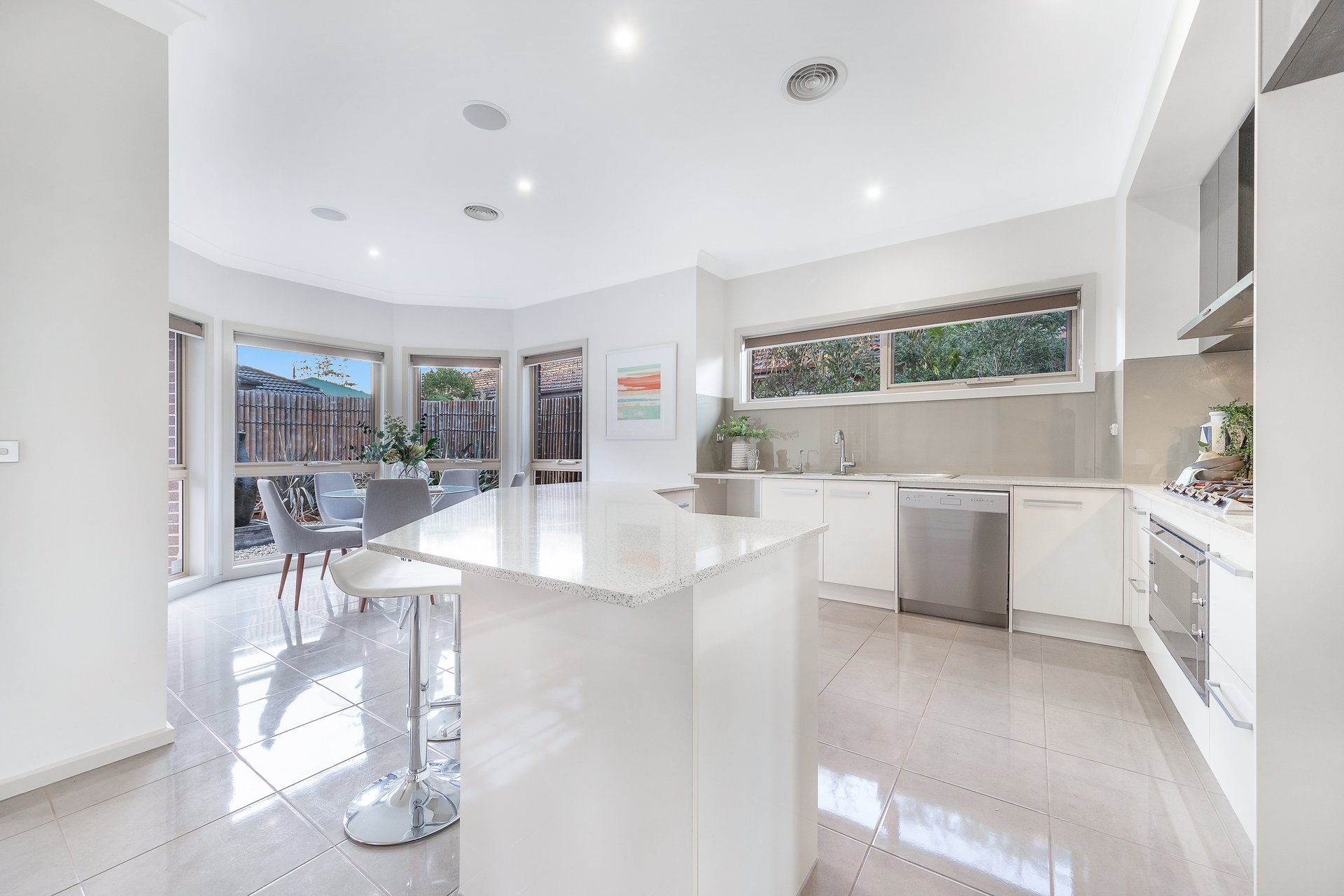 1/11 Mountain Crescent, Mulgrave image 2