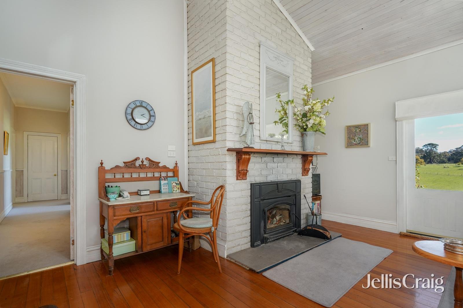 111 Muntzs Road, Woodend image 8