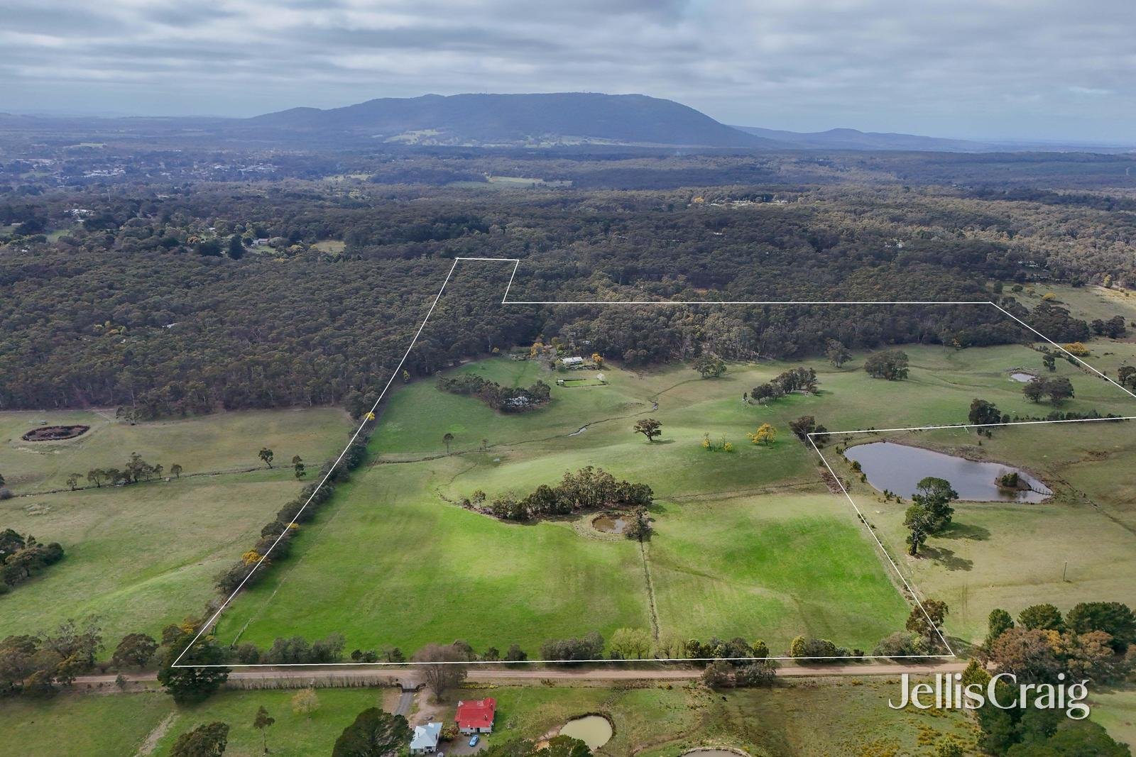 111 Muntzs Road, Woodend image 22