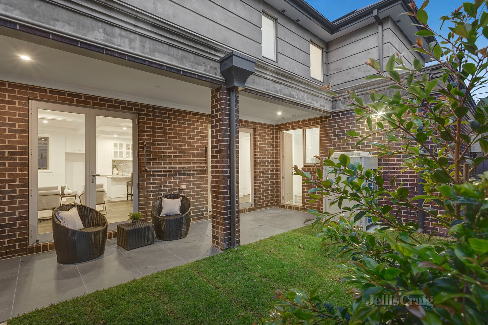 1/11 Olinda Street, Glen Waverley image 7