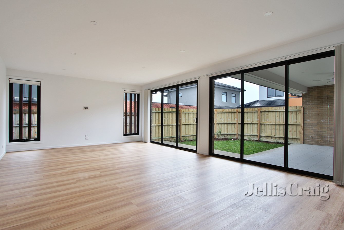 1/11 Ranfurlie Drive, Glen&nbsp;Waverley image 3