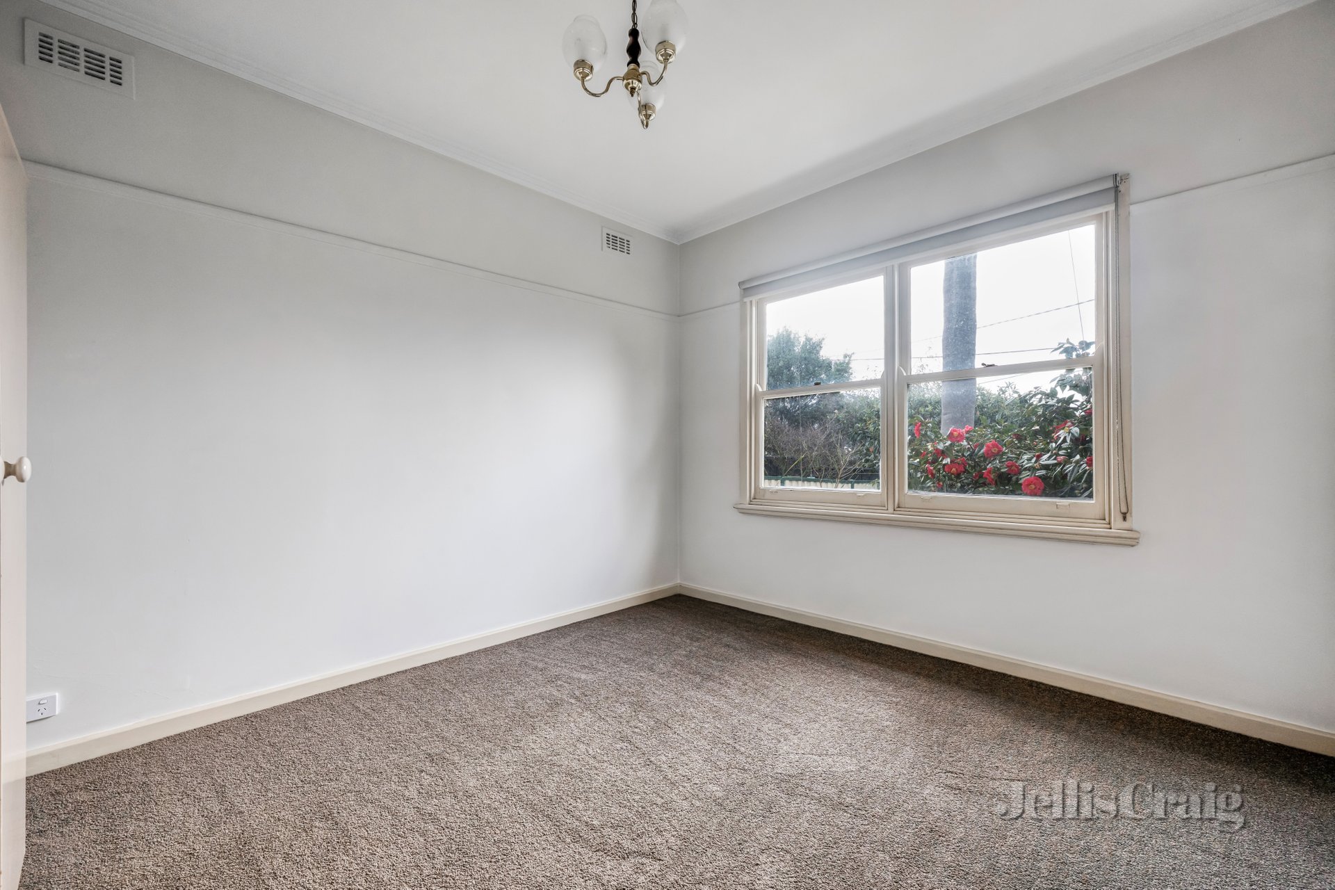 1/11 Silk Street, Rosanna image 6