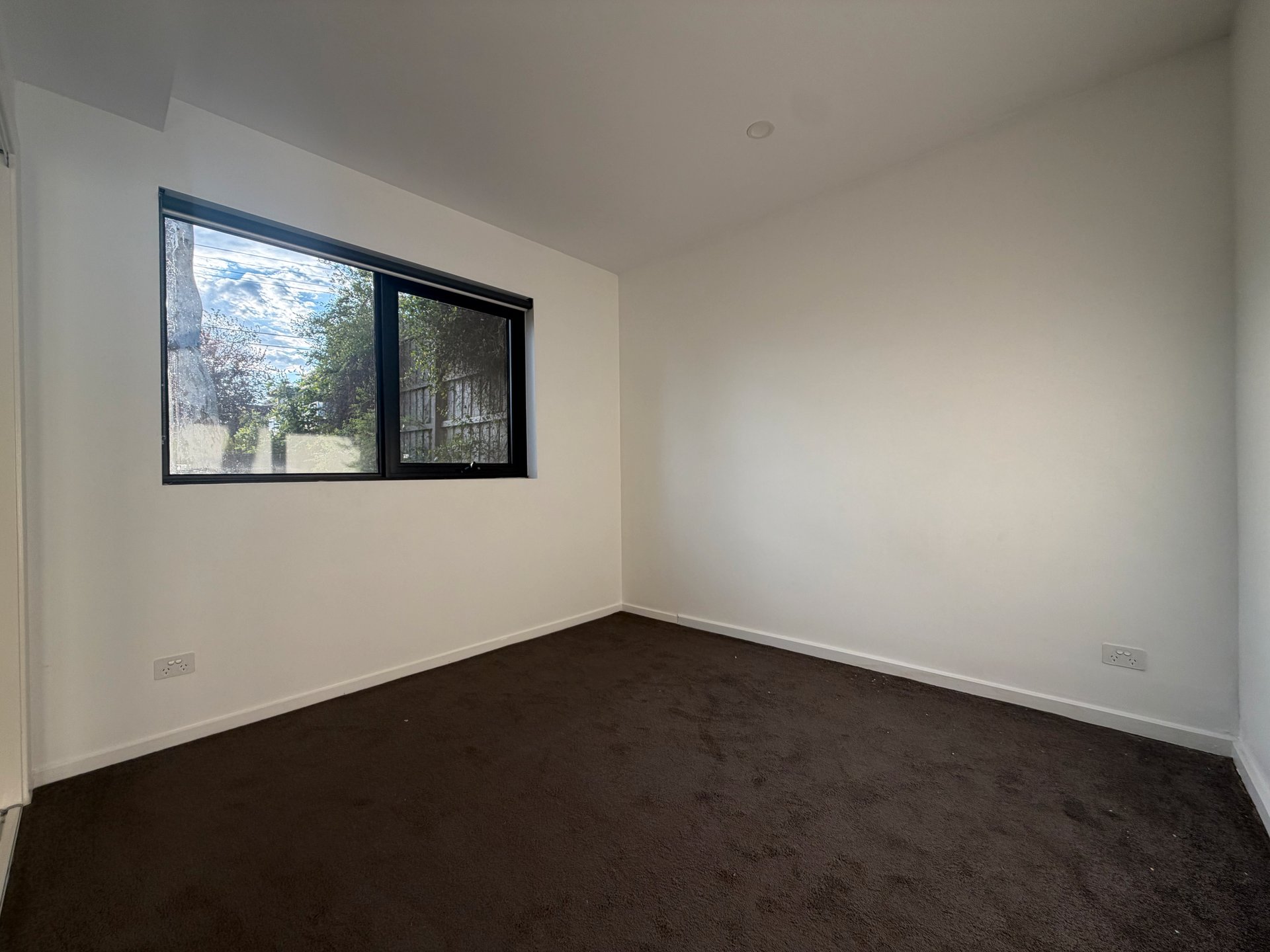 1/11 Tulip Crescent, Boronia image 6