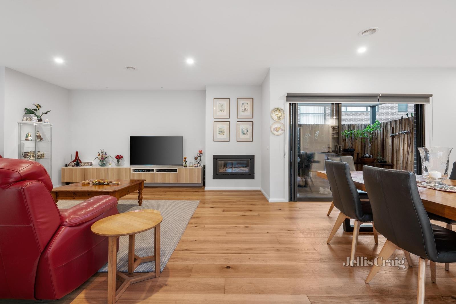 1/11 Wallabah Street, Mount Waverley image 3