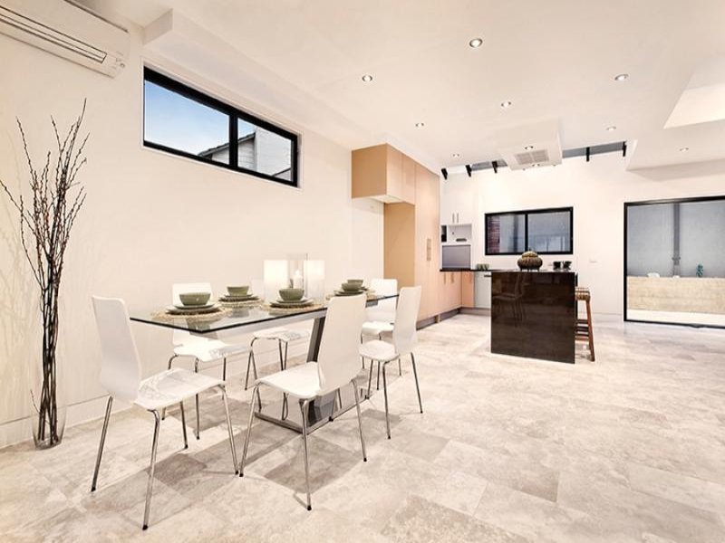 1/11 Winfield Road, Balwyn North image 3