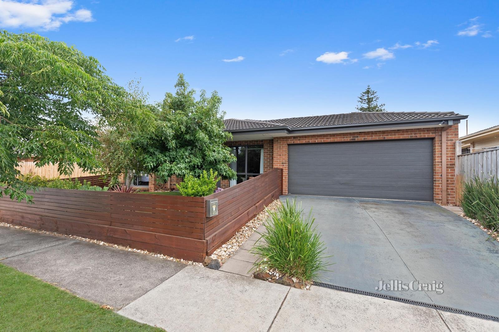 1/11 Woodbine Grove, Chelsea image 1